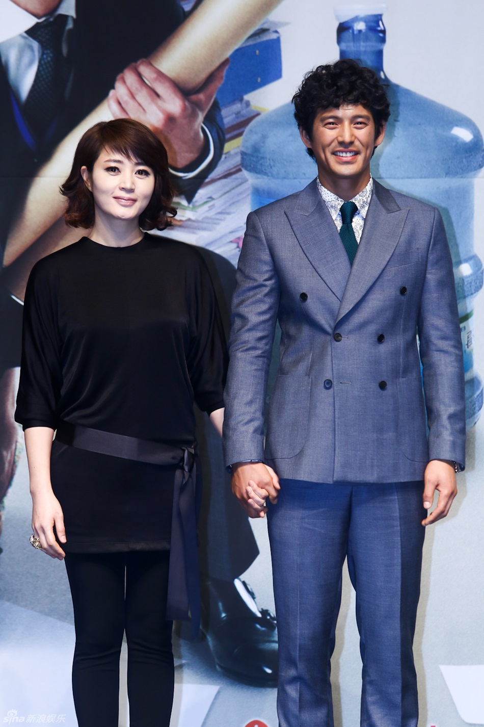 高清组图:赵权宣传新剧 金惠秀吴智昊牵手亮相_高清图集_新浪网