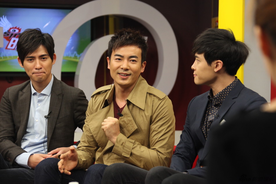 组图:《忠烈杨家将》主创做客新浪娱乐_高清图集_新浪网