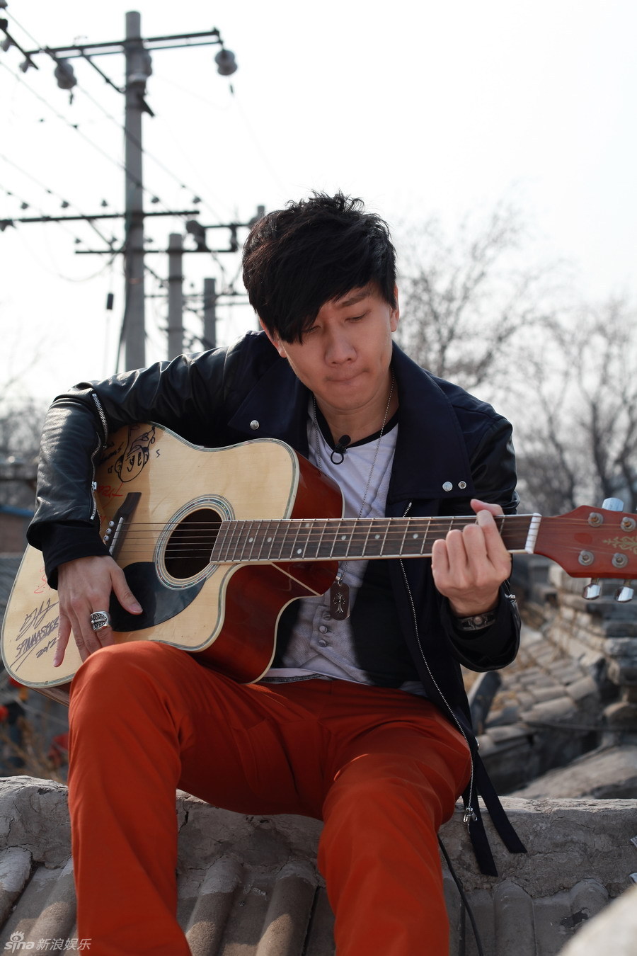 《明星do in style》林俊杰软陶吉他胡同游_高清图集_新浪网