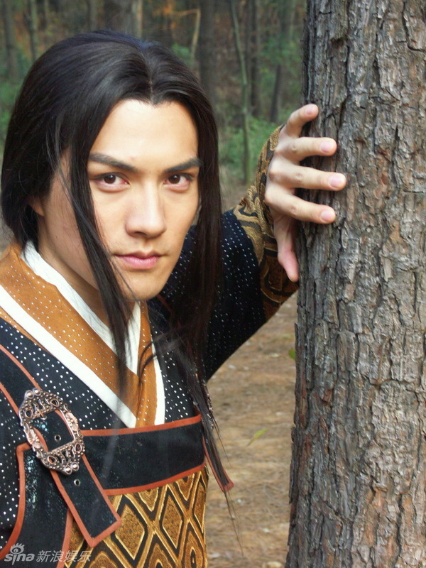 组图:严宽古装旧照曝光 十年容颜依旧_高清图集_新浪网