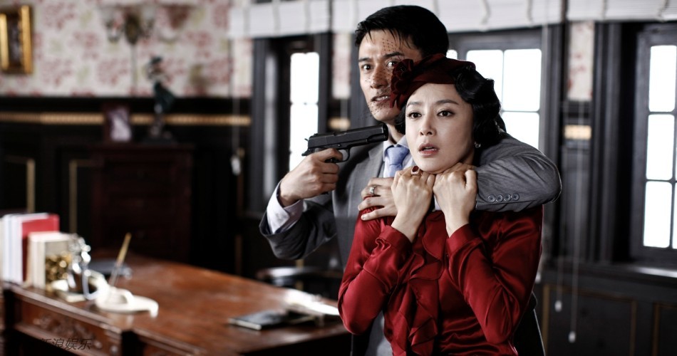 《滚滚红尘》秦岚照顾郑嘉颖