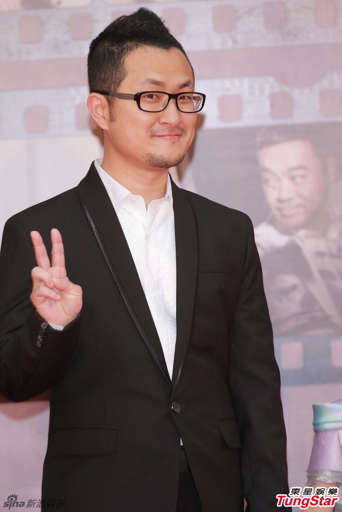 九把刀携小萝莉走红毯