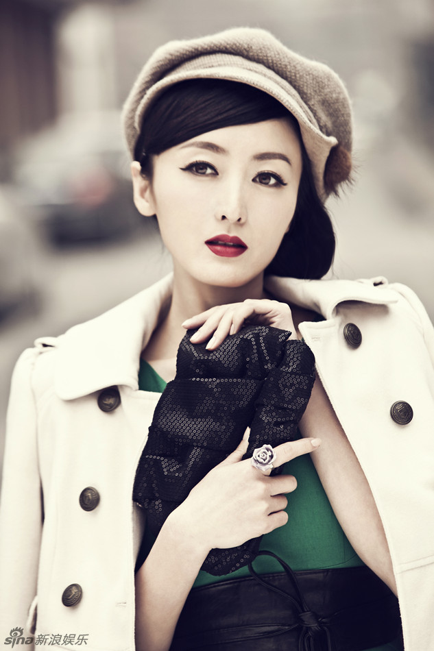 组图:小何晴名媛风街拍秀复古优雅_高清图集_新浪网