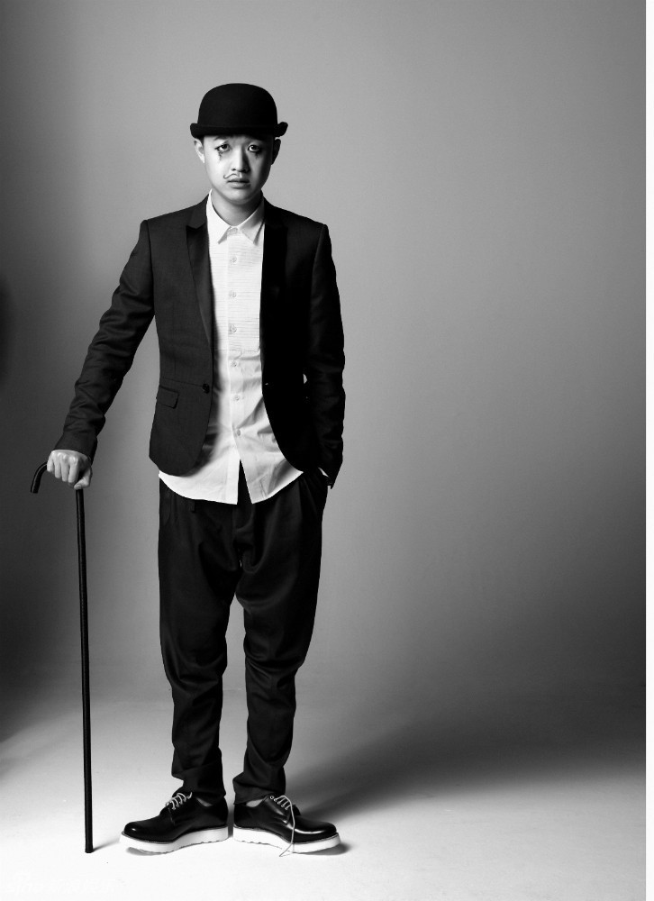 包贝尔致敬卓别林