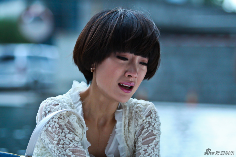 组图:《那金花》热播 马晓灿演潮版文艺女青年_高清图集_新浪网