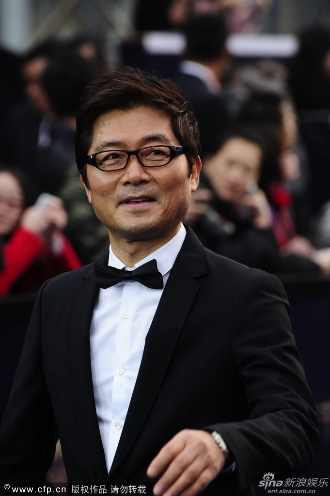 韩国导演姜帝圭