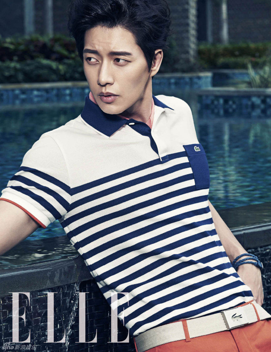 朴海镇展干练时尚魅力