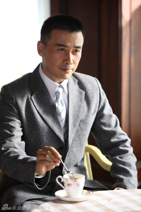 柳云龙饰谢云汉