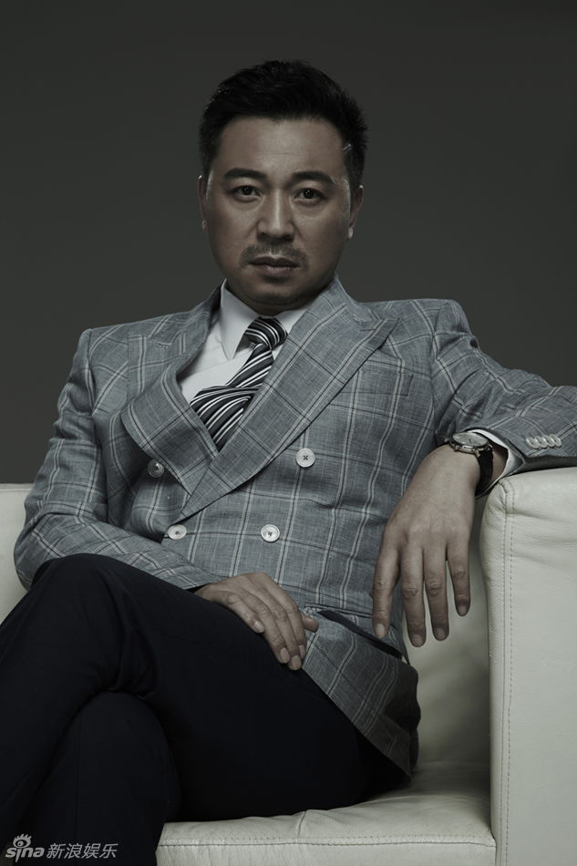 组图:张晞临儒雅写真 彰显独特文艺范儿_高清图集_新浪网