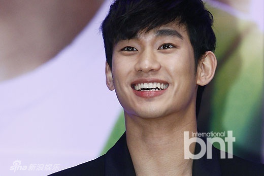 组图:金秀贤朴基雄李玹雨新片演绎花美男间谍_高清图集_新浪网