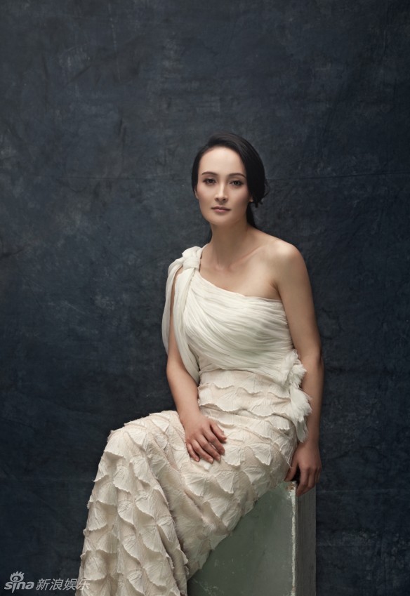 马睿全新写真出炉眉梢眼角都是戏