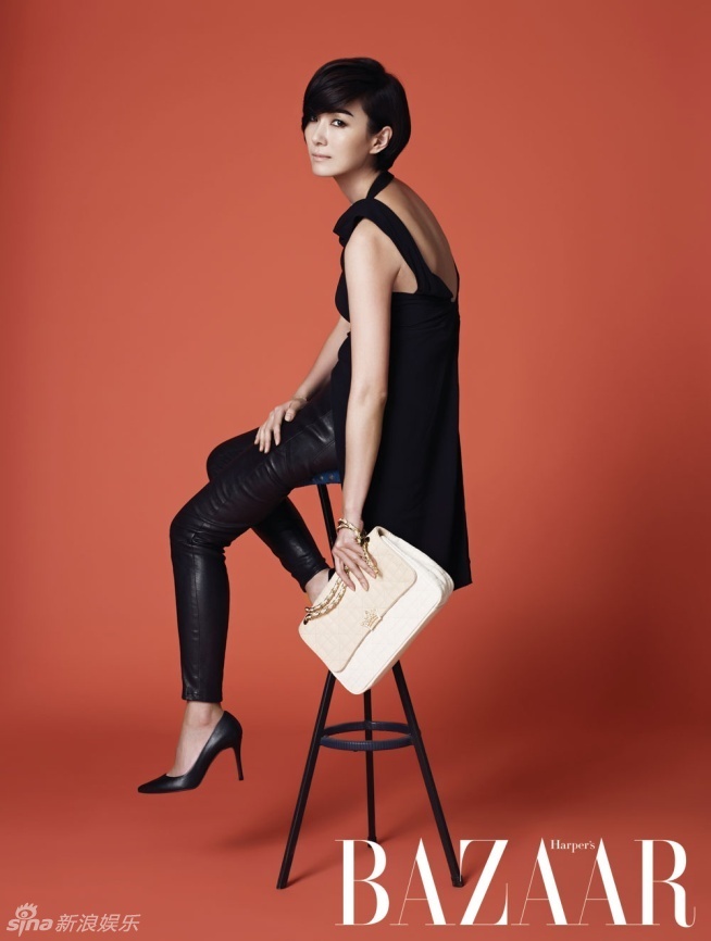 吴妍秀拍摄写真摩登气场十足