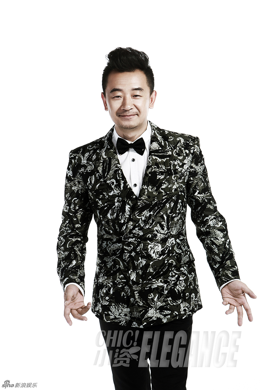 组图:黄海波最新写真 大秀准大叔的花心魅力_高清图集_新浪网