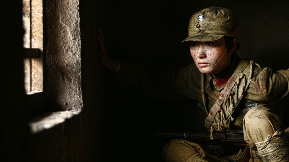 组图:《十送红军》曝剧照 万茜演绎硝烟中玫瑰_高清图集_新浪网