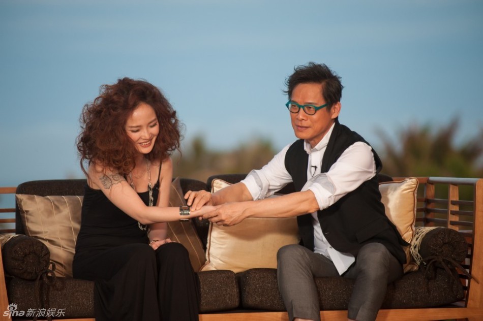 组图:最强音诞生12强 四导师贴身指导暗战升级_高清图集_新浪网