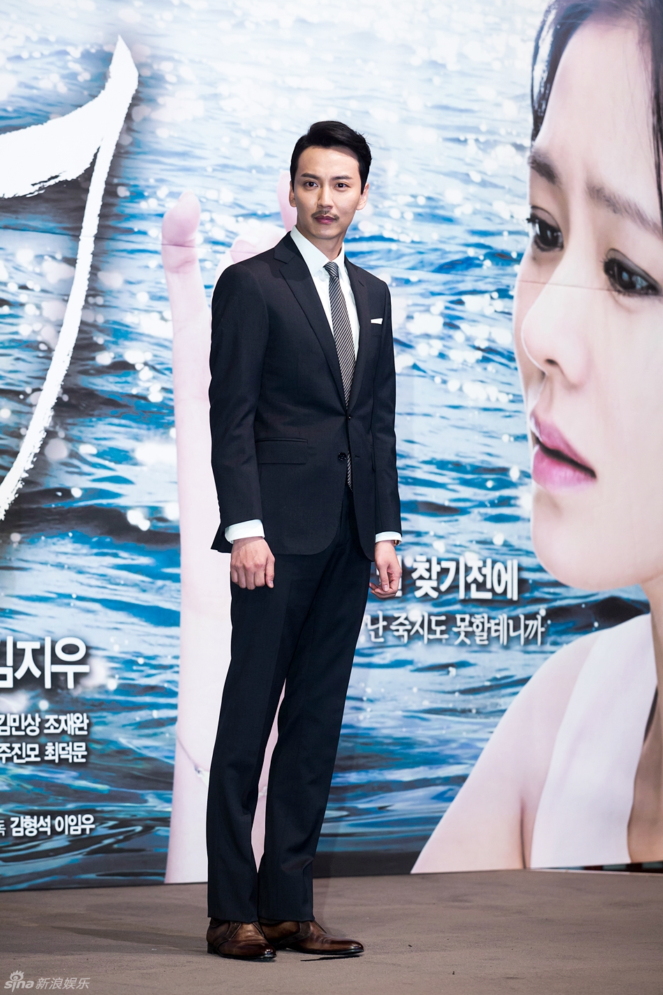 高清图:孙艺珍金南佶等俊男美女宣传《鲨鱼》_高清图集_新浪网