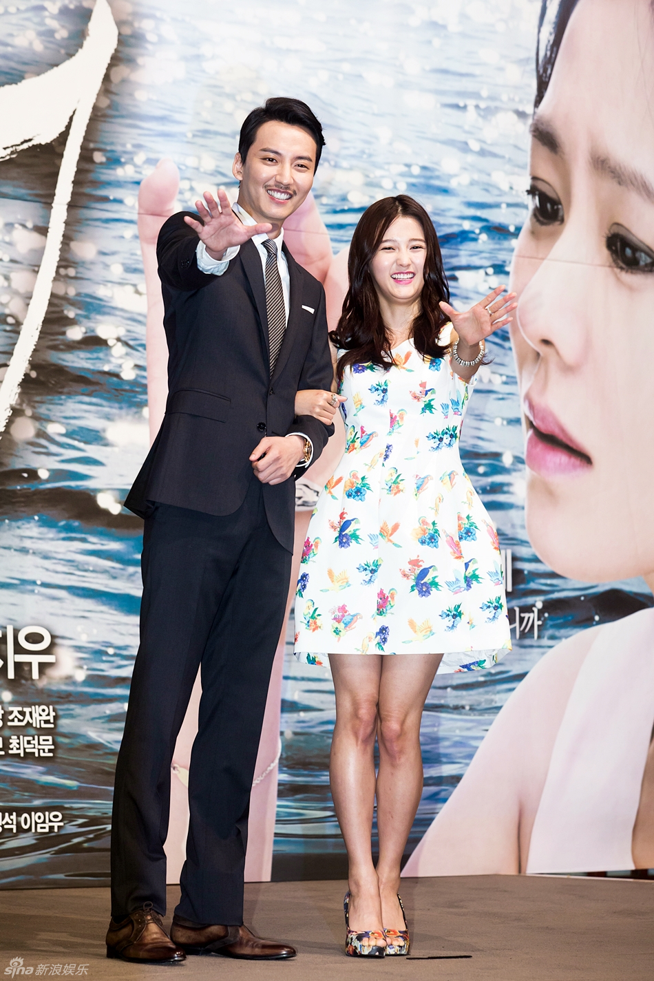 高清图:孙艺珍金南佶等俊男美女宣传《鲨鱼》_高清图集_新浪网