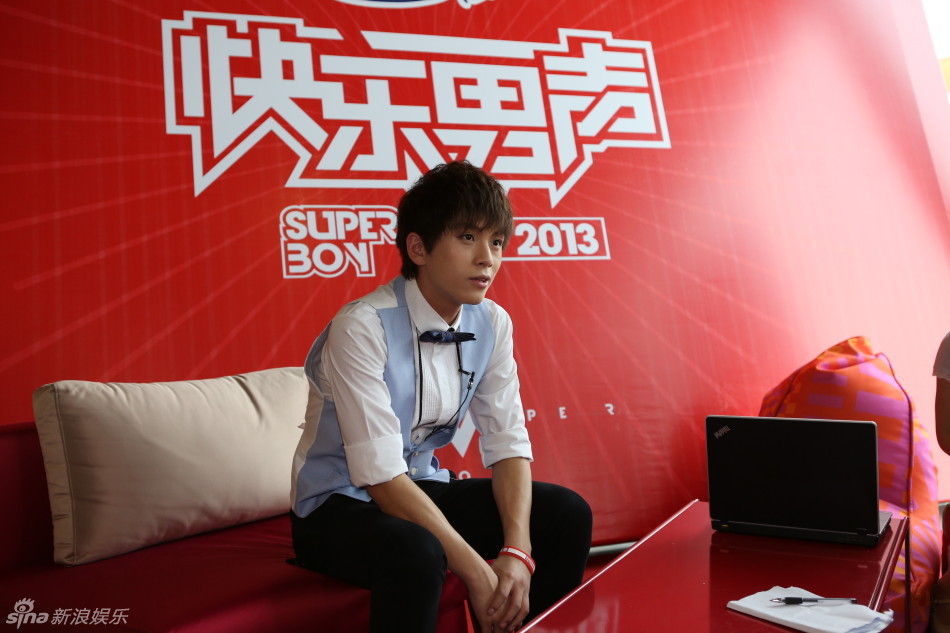 武艺助阵杭州快男分享唱歌心得