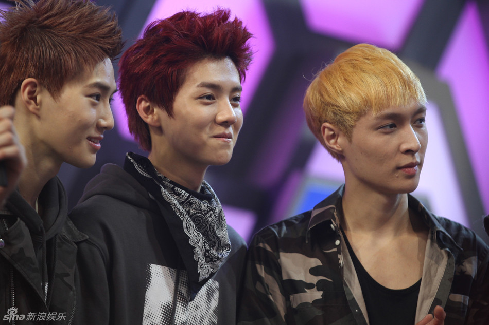 06.05】【综艺】exo录快乐大本营 黄牛疯炒票 粉丝斥万元追星(多图)