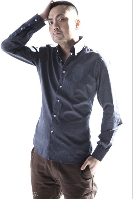 组图:朱宏嘉演绎不羁型格熟男魅力_高清图集_新浪网