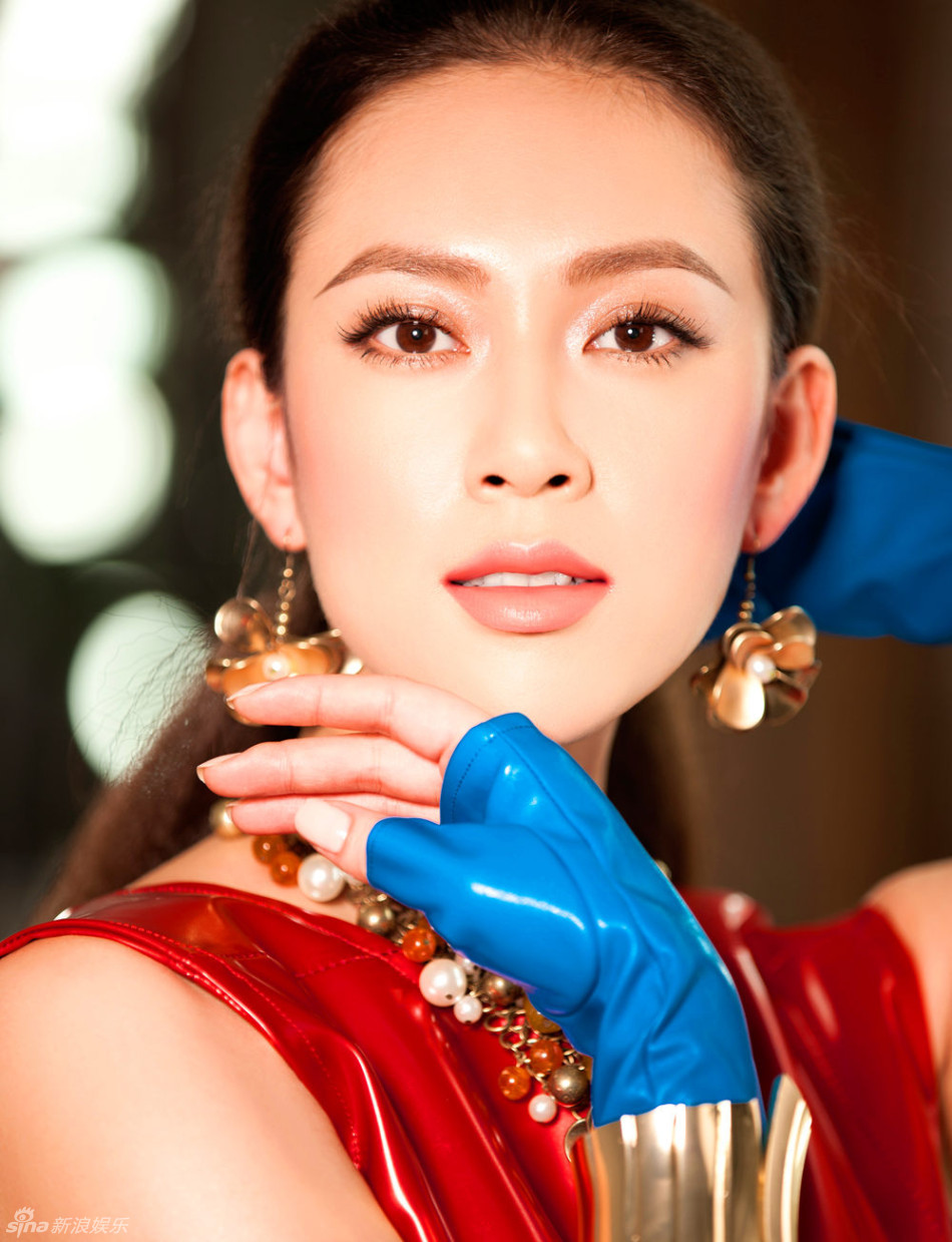 组图:赵柯全新火热写真 尽显美艳性感诱惑_高清图集_新浪网