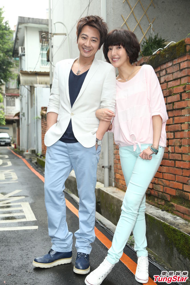 组图:孙耀威不敌美食狂嗑粽子_高清图集_新浪网