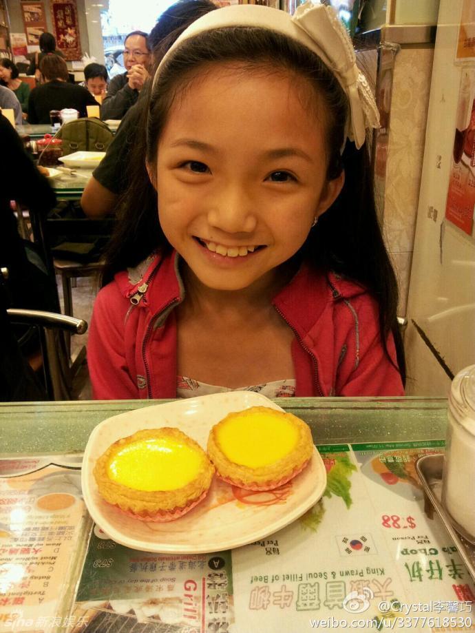 组图:影后李馨巧生活照曝光 十岁萝莉展童真_高清图集_新浪网