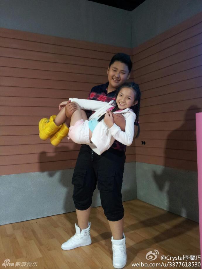 组图:影后李馨巧生活照曝光 十岁萝莉展童真_高清图集_新浪网