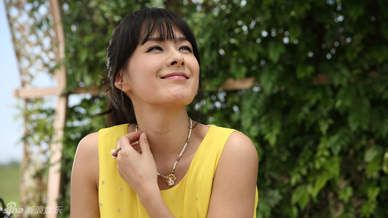 28】【音乐】蔡妍新歌mv花絮曝光 风格清新恬淡