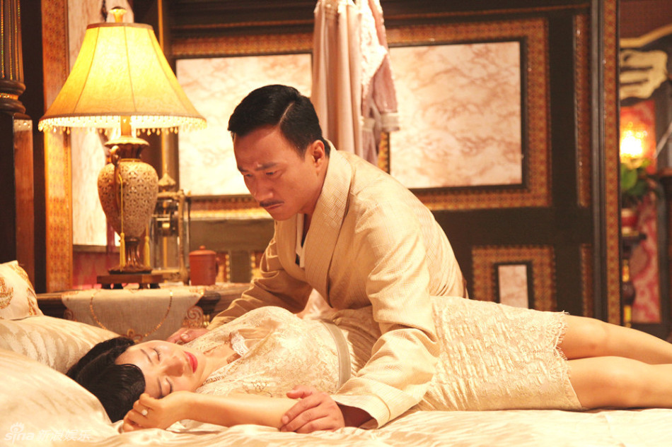 《像火花像蝴蝶》胡军演绎硬汉柔情