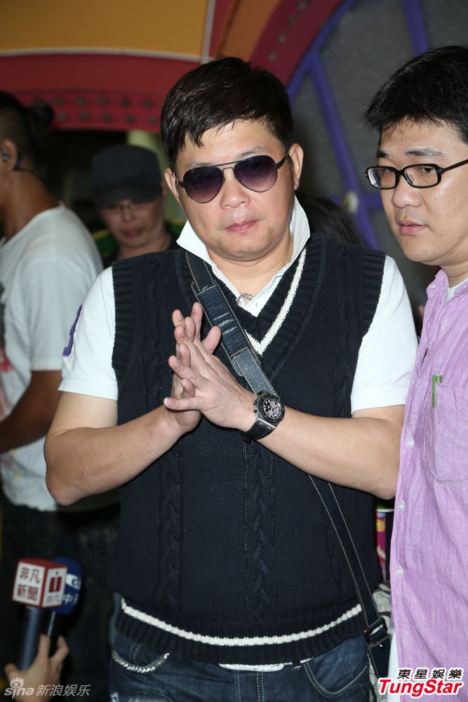 组图:王月忍泪公布李国修病逝 回忆生前照片_高清图集_新浪网