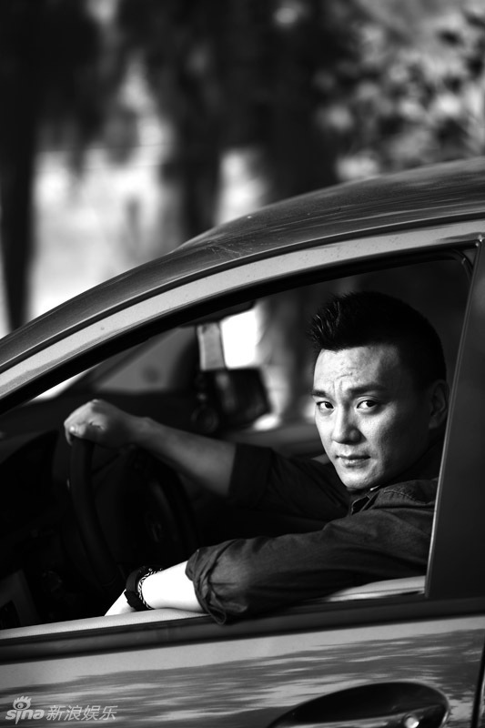 组图:费振翔帅气写真散发硬朗男人魅力_高清图集_新浪网