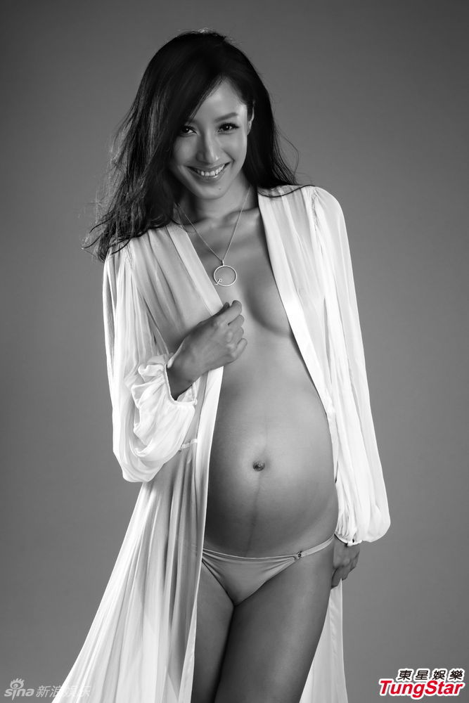 新浪娱乐讯 临盆在即的旅游卫视《美丽俏佳人》导师蒋怡,为经历十月