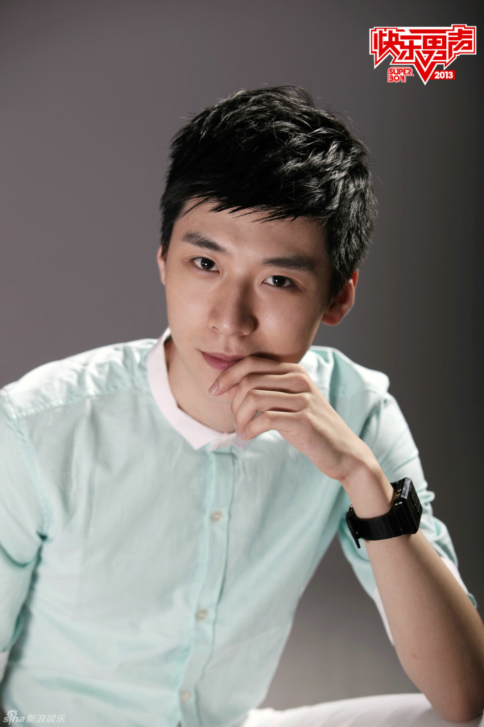 被网友称之为"音乐怪咖"的90后搞怪男孩王启更是成为了整场比赛的一大