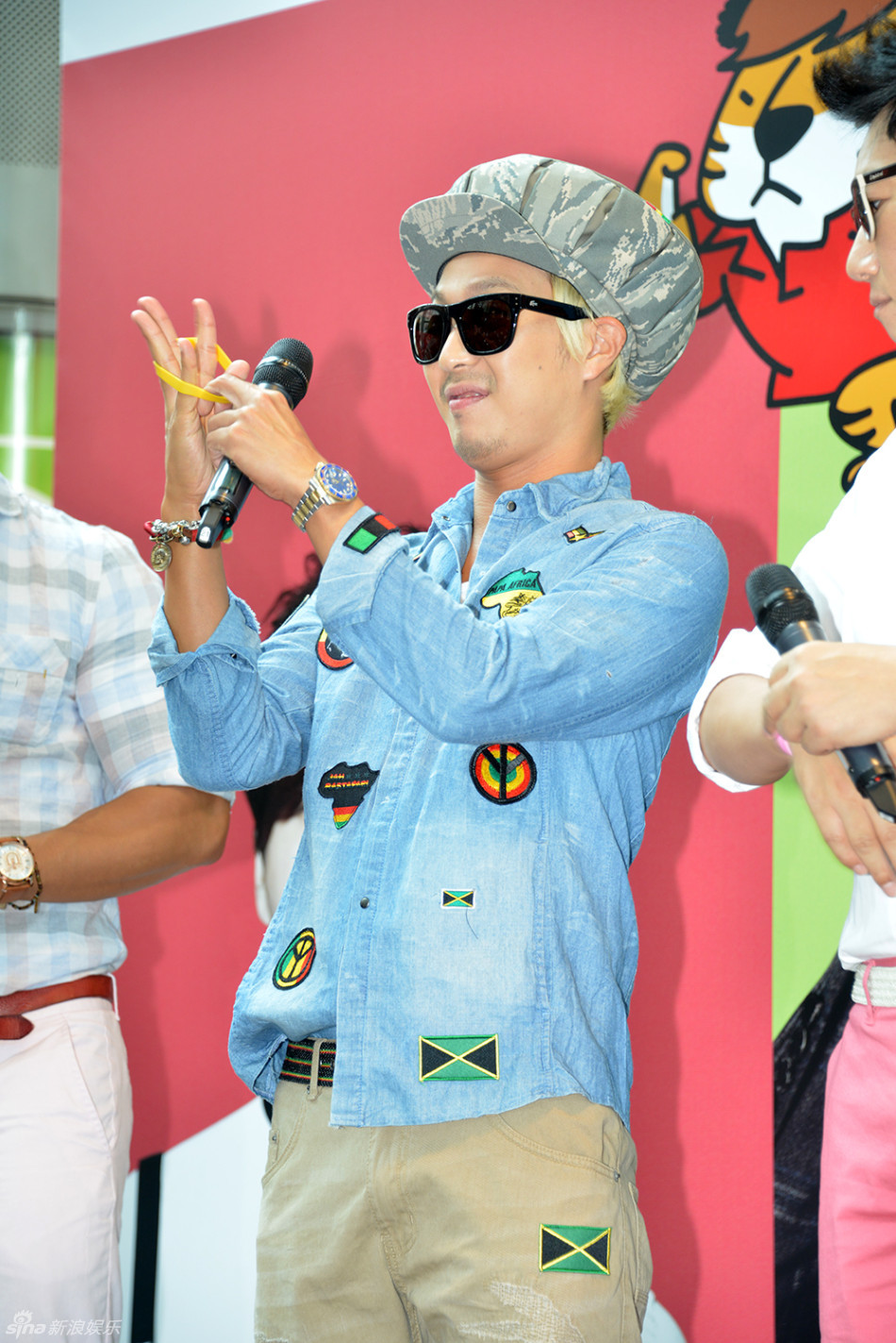 独家高清:《runningman》四主持在港办签名会_高清图集_新浪网