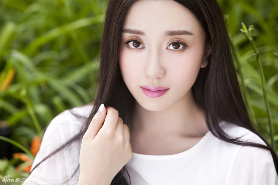 jpg,950x633,131kb,381_253组图 笔仙2 章婷婷上演最美女鬼jpg,691x3