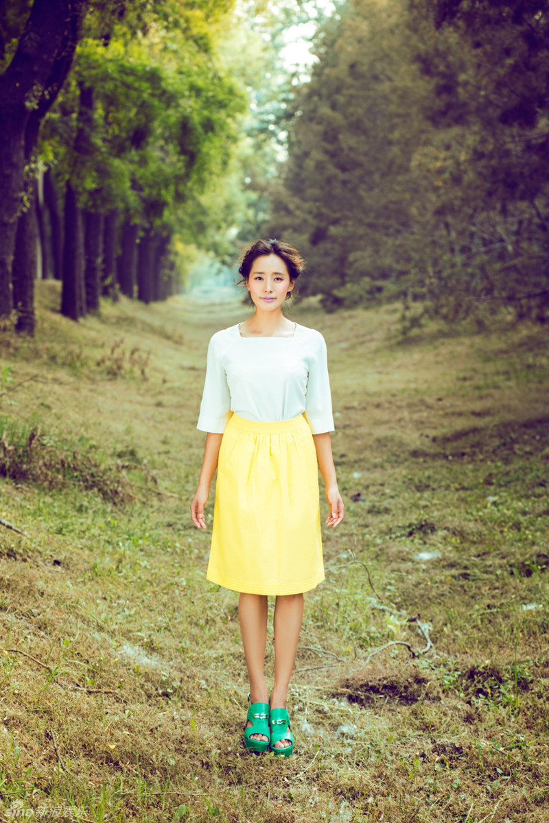 不同于《精忠岳飞》西域女子乌诗玛和《画皮2》中荷花妖芙蕖的形象