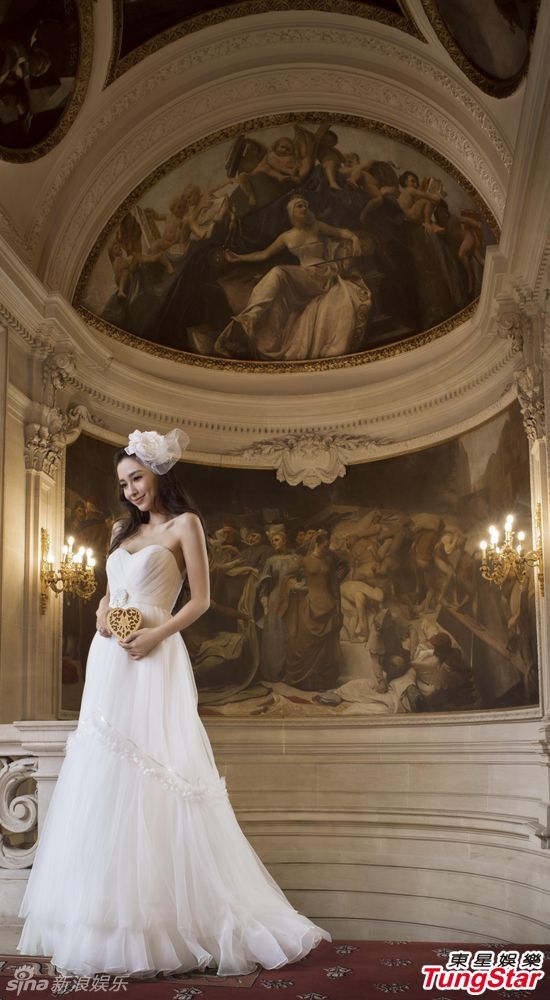 angelababy纯白婚纱梦幻憧憬简单婚礼