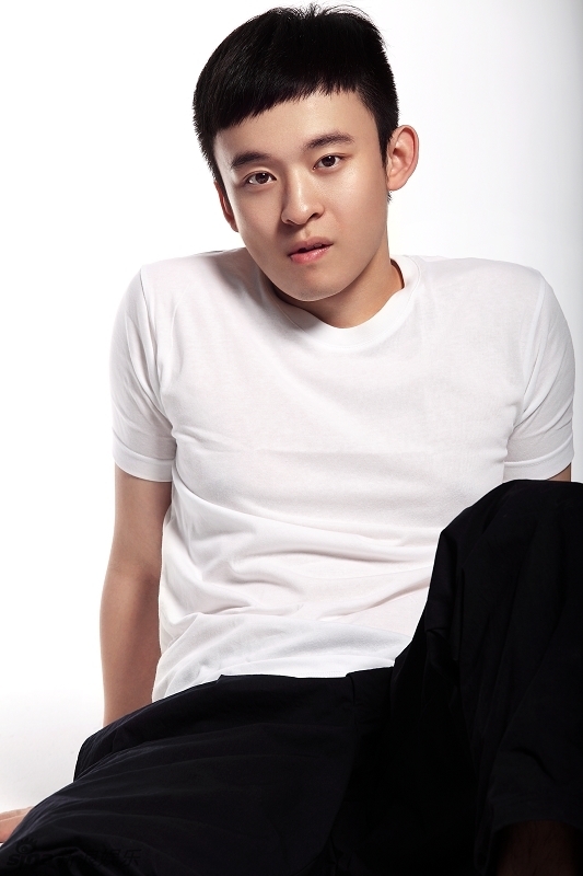组图:《青春派》主演董子健写真_高清图集_新浪网
