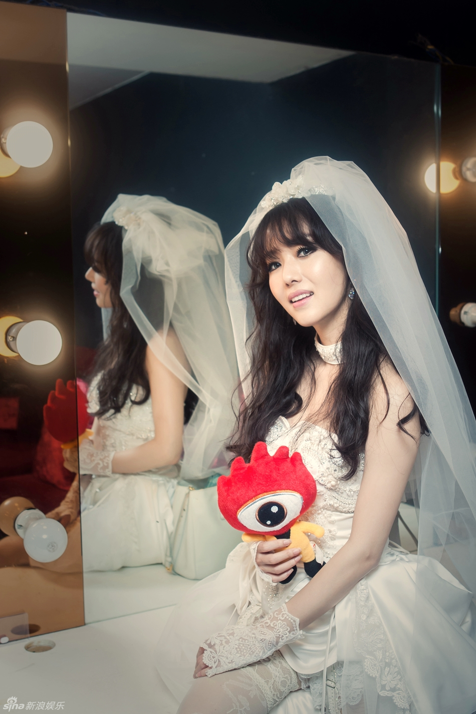 高清组图:韩星李贞贤发新曲披婚纱对话新浪_高清图集_新浪网