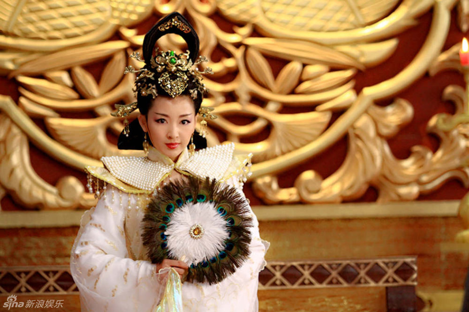 1 / 6 新浪娱乐讯 由李依晓,杨洋,姜鸿主演的电视剧《新洛神》近日在