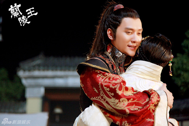 兰陵王雪舞月下相拥