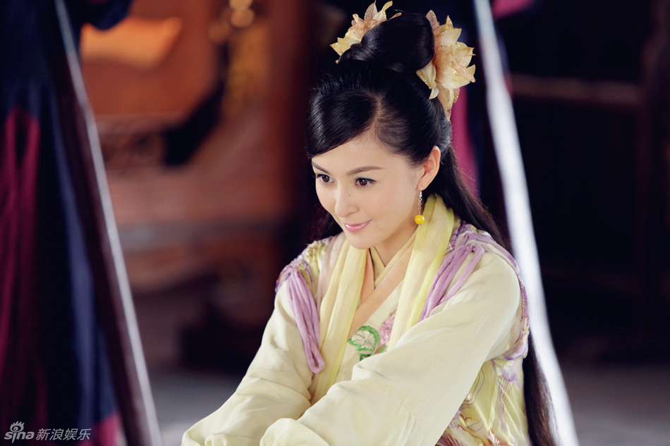 组图:《追鱼传奇》戴娇倩赵丽颖组古装twins_高清图集_新浪网