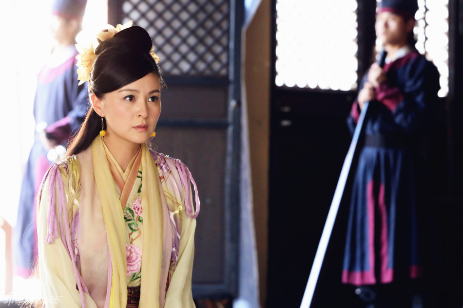 组图:《追鱼传奇》戴娇倩赵丽颖组古装twins_高清图集_新浪网