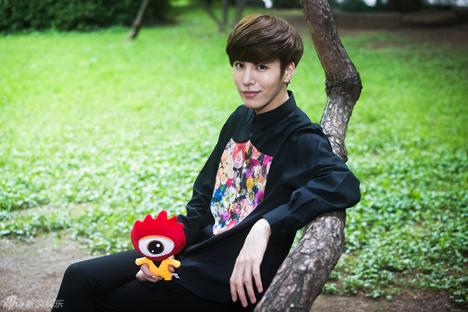 独家对话韩国摇滚花美男鲁敏宇