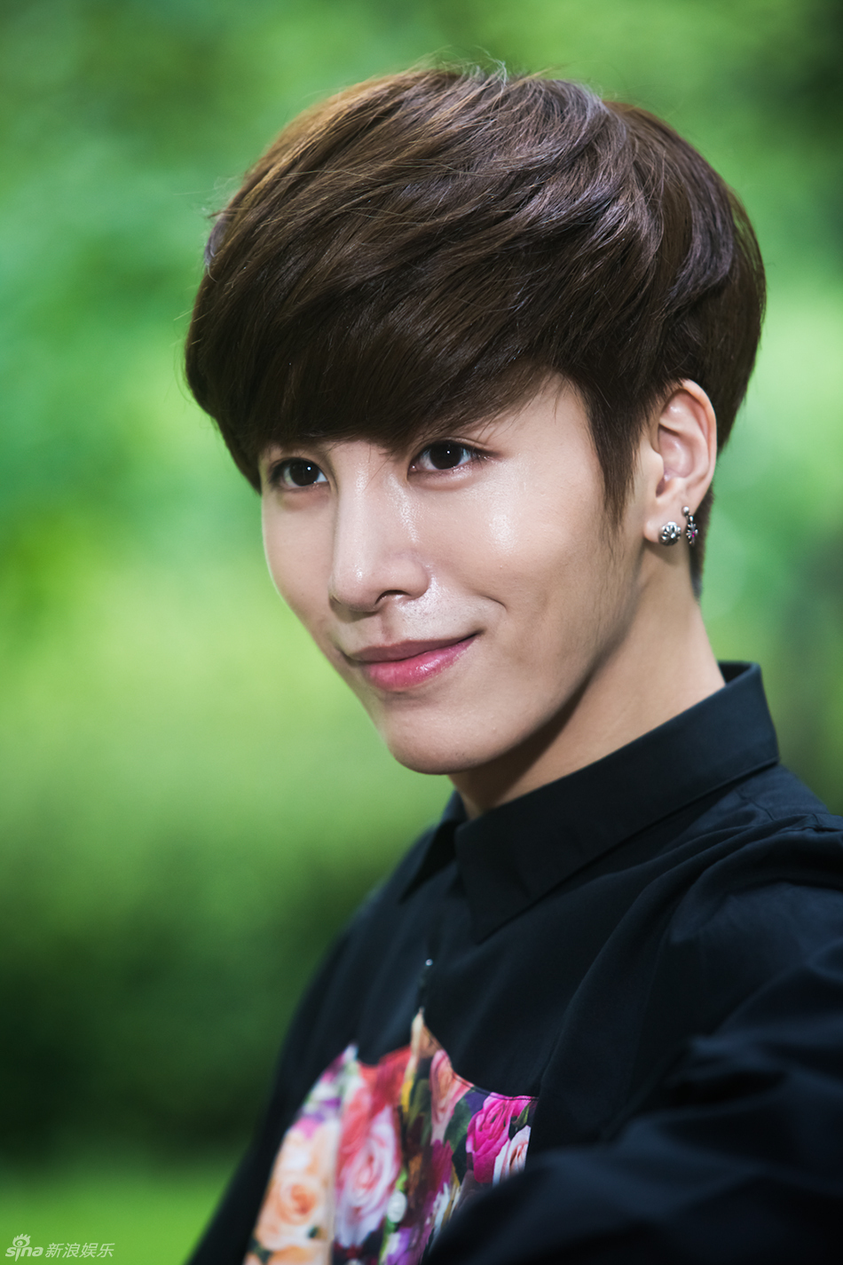 独家对话韩国摇滚花美男鲁敏宇