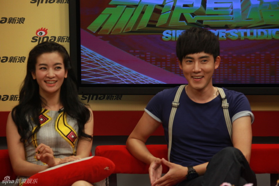 组图:李晟张睿领衔《花非花雾非雾》做客新浪_高清图集_新浪网