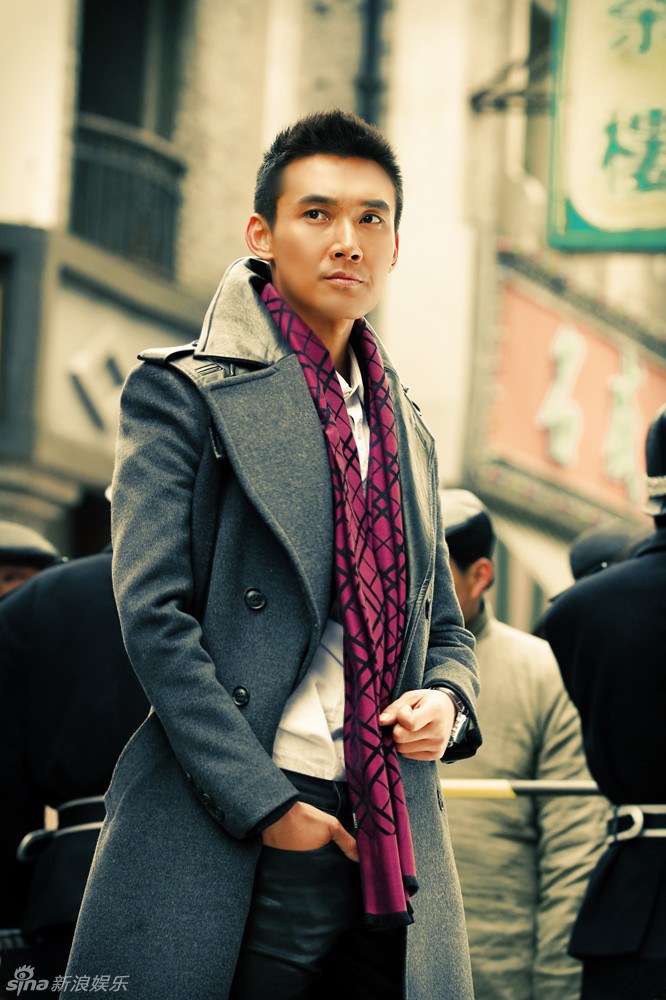新浪娱乐讯 热播剧《新神探联盟》曝光一组张铎剧照,网友感叹包大人很