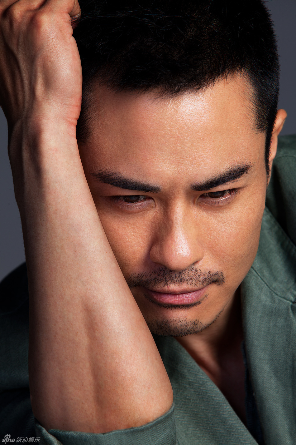 郑嘉颖变身表情帝