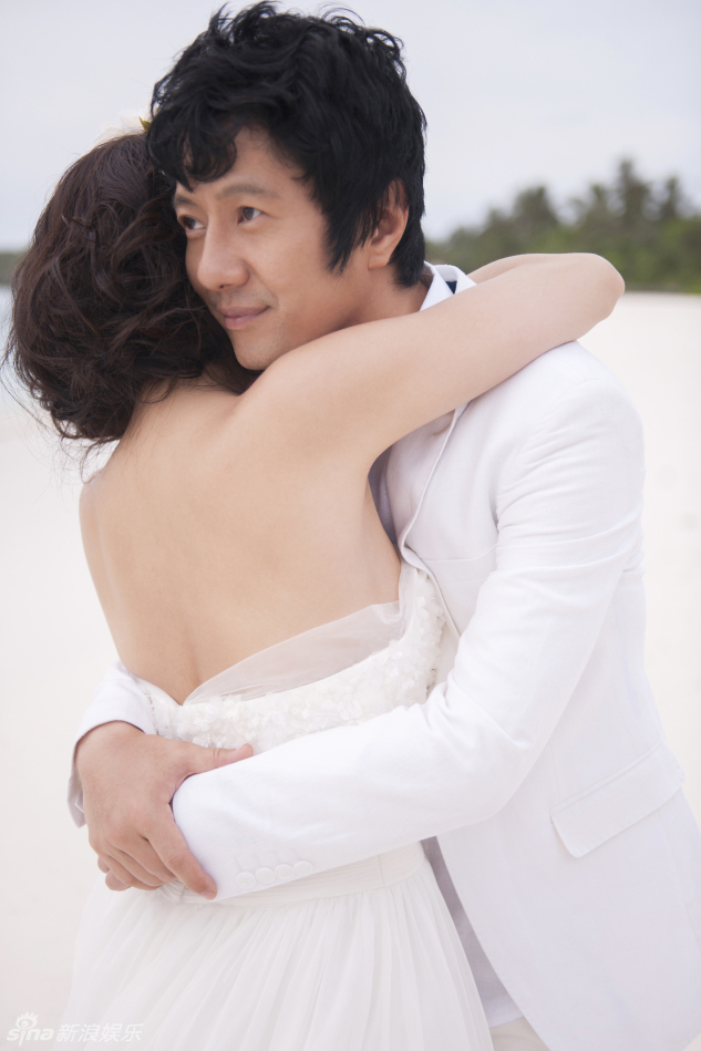 郑钧刘芸唯美婚纱照